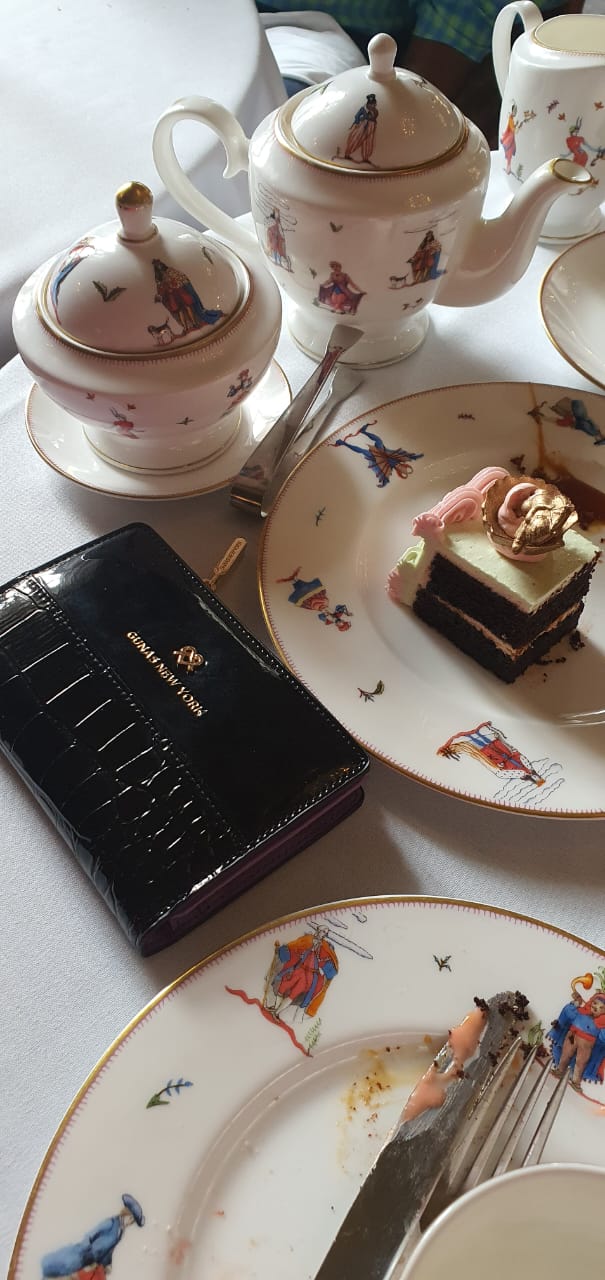 How do you know if a handbag is of good quality?