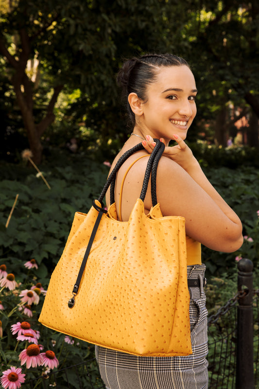 NAOMI Perfect Yellow Makeup Bag: Gunas New York Model 1