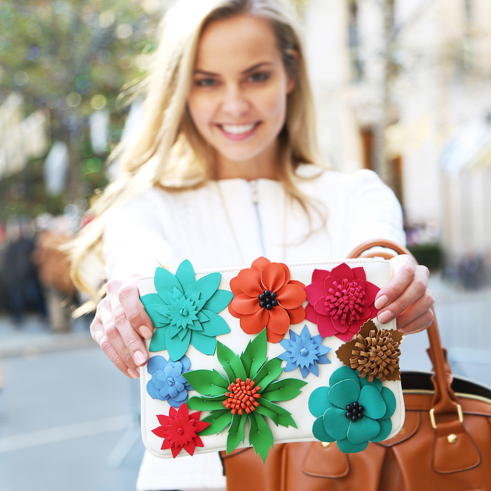 GUNAS Bloom makeup bag