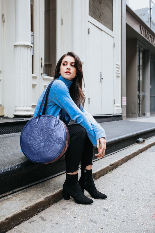 Meghan M Tote Vegan Leather: Gunas New York Model 2