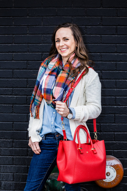 Gunas New York Model with Red JANE Vegan Handbag For Women's 3